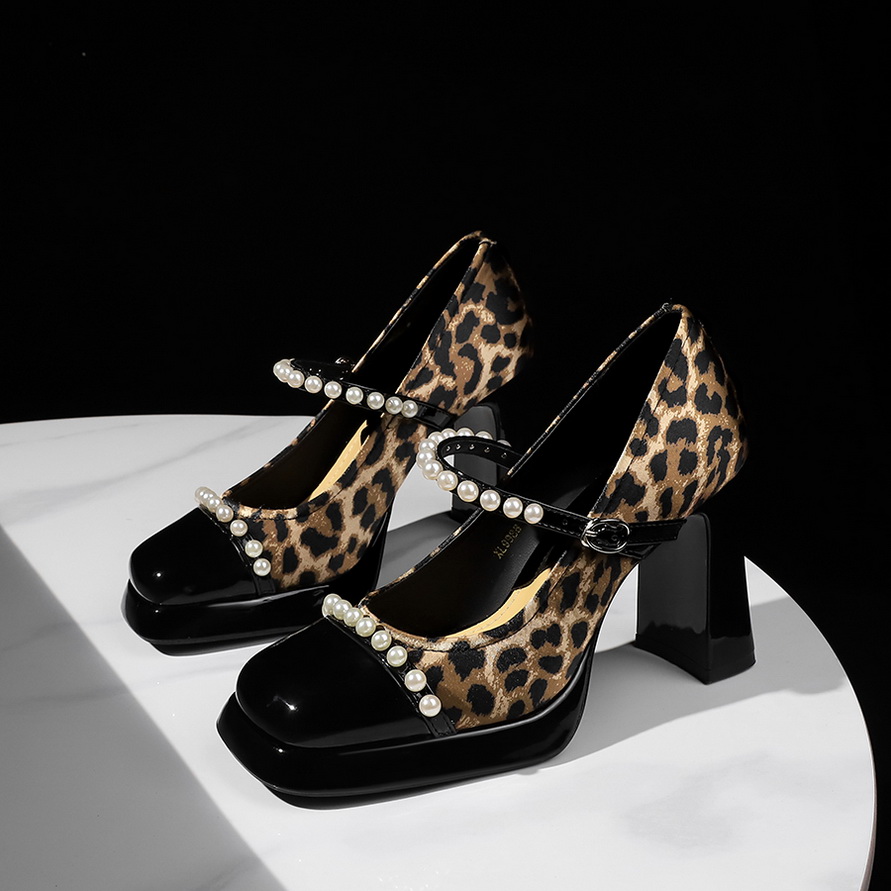 Women's European American Style Leopard Print Pearl One-Strap Buckle Round Toe Chunky Heel Platform Shoes - Image 2