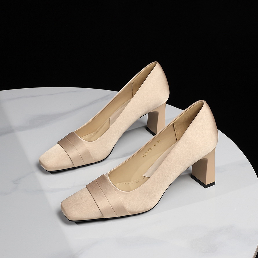 European American Style Fashion Velvet Bow Pointed Toe Shallow Mouth One-Button Strap Thin Heel High Backless Women’s Shoes